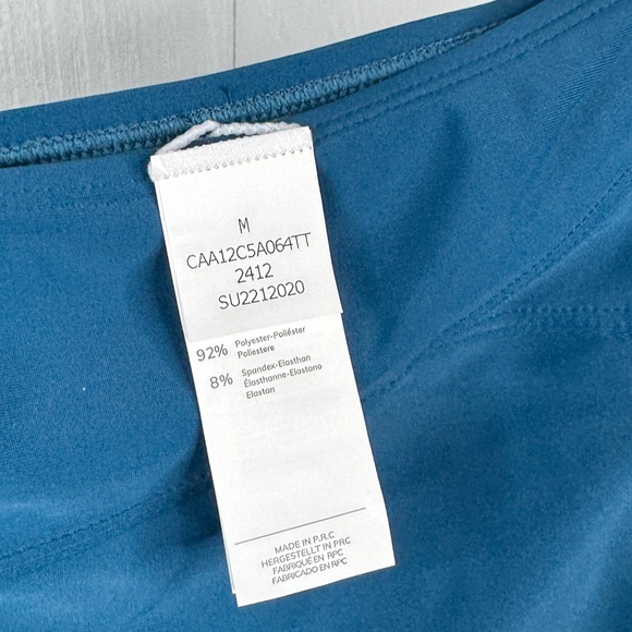 Cupshe Blue and White Bikini Set with Tropical Leaf Print - Picture 11 of 11